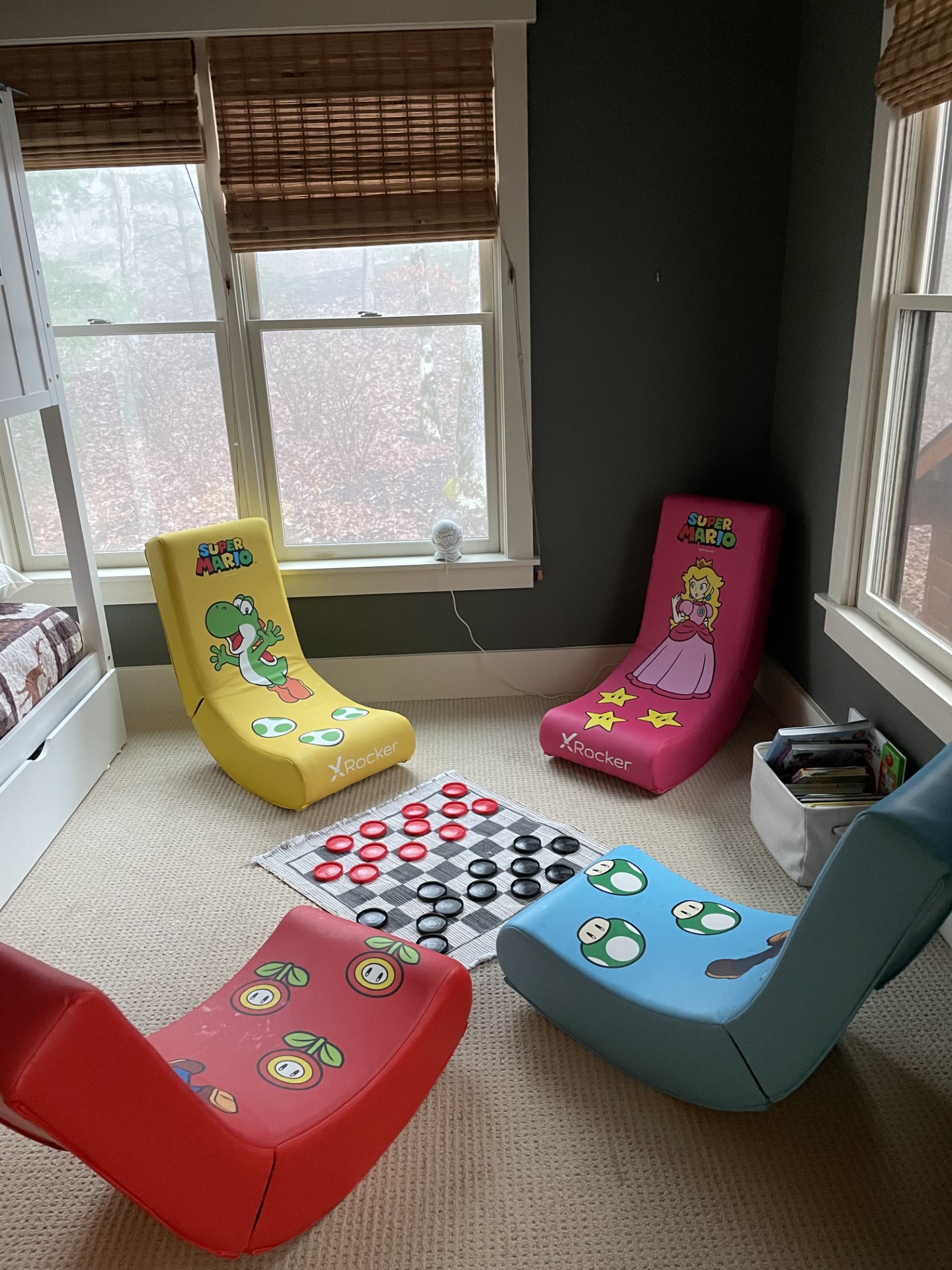 KIDS ROOM